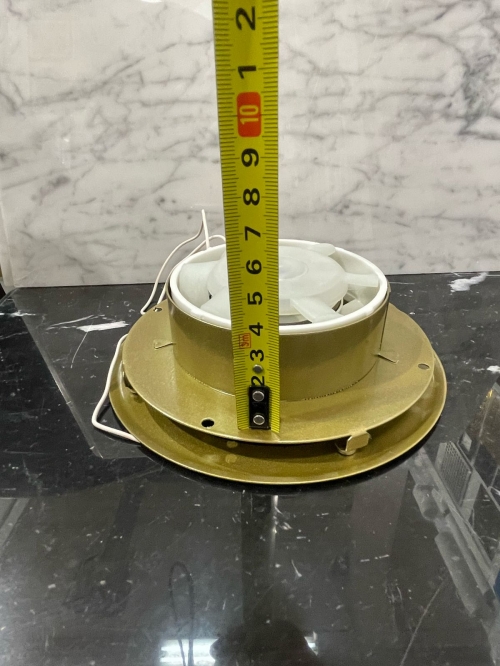 Тонкий бесшумный вытяжной вентилятор для ванной Mmotors ММC 100 золотой